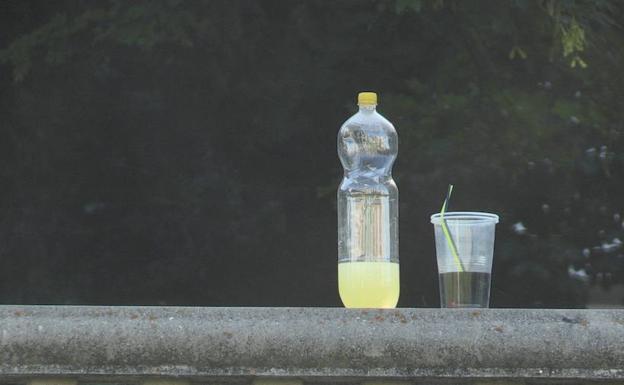 23 nuevas denuncias por beber en la calle.