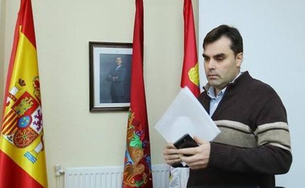 El alcalde de Cacabelos, Sergio Álvarez./César Sánchez