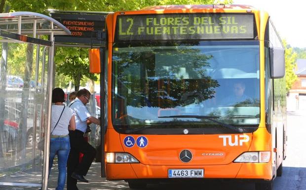 Autobús urbano de Ponferrada./César Sánchez