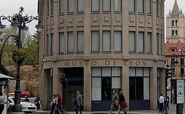 Fachada principal del Museo de León.