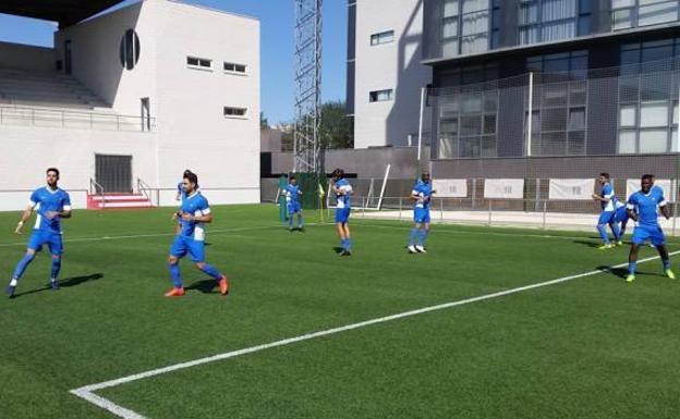 Los jugadores de la Ponferradina antes del partido.