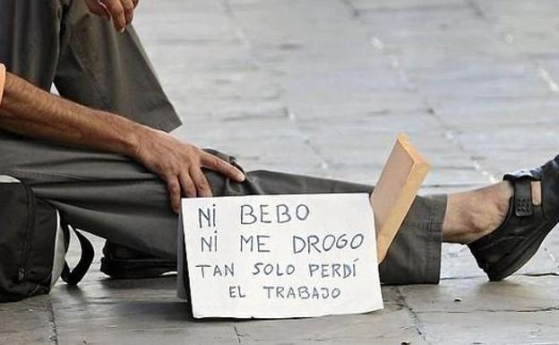 Más de 83.000 personas salen de una situación de pobreza o riesgo de exclusión social en Castilla y León desde 2014