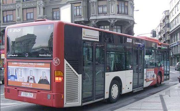 El autobús urbano de León./