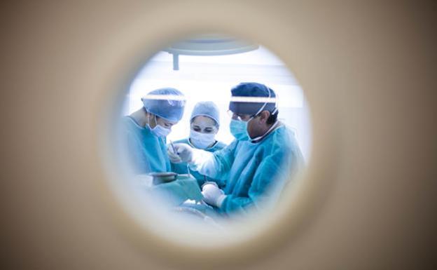 De cada mil leoneses que acuden al Hospital, 53 acaban siendo operados