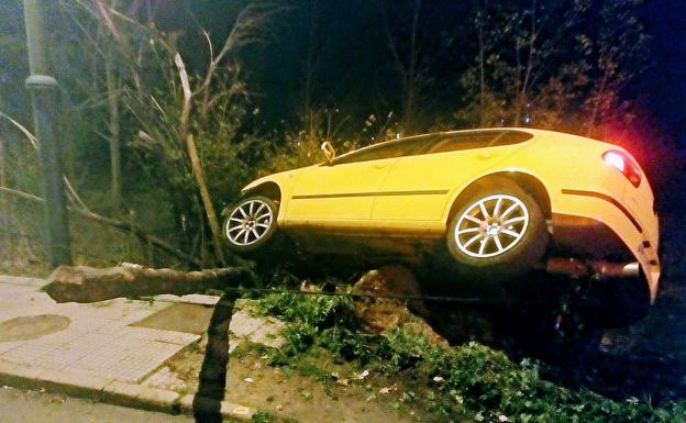 Imagen del vehículo tras el aparatoso accidente./Pedro Álvarez Vallejo