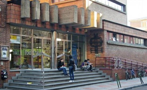Biblioteca Pública de León./