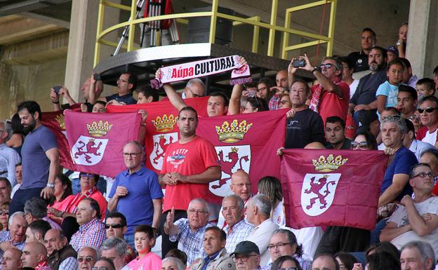 Imagen de la grada del Reino de León./Peio García