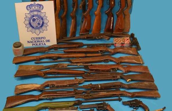 Armas intervenidas por la Policía. /