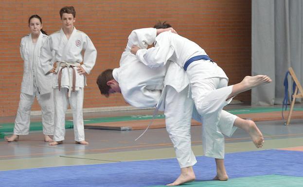 Imagen de una competición de judo./