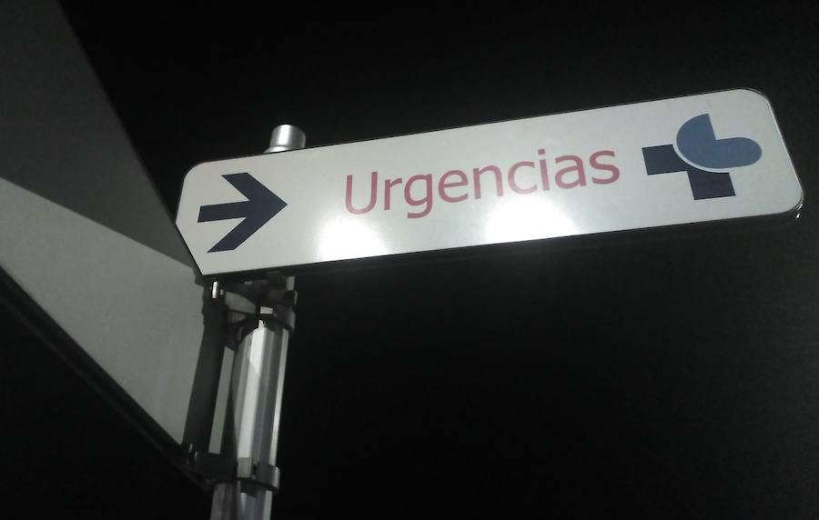 'Desaparecen' los cinco médicos del centro de salud de Eras de Renueva y Urgencias entra en colapso