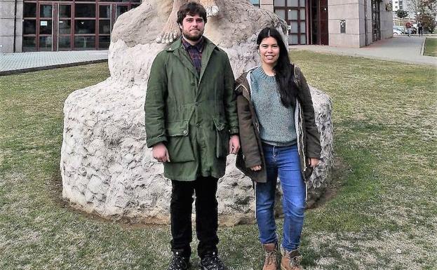Pedro Gómez y Carolina Martínez, los candidatos./