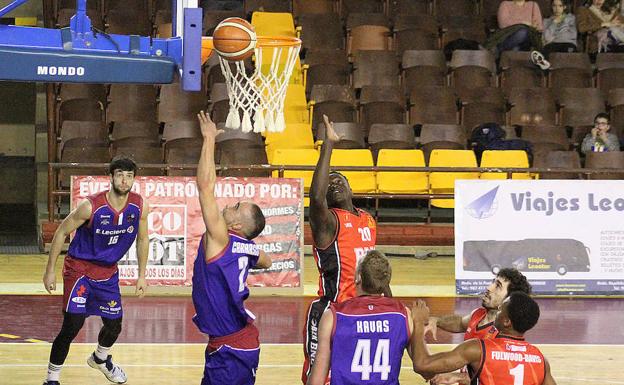 Lance de un partido de Agustinos./Peio García