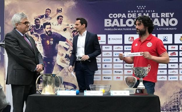 Juanín García fue una de las manos inocentes del sorteo./Asobal