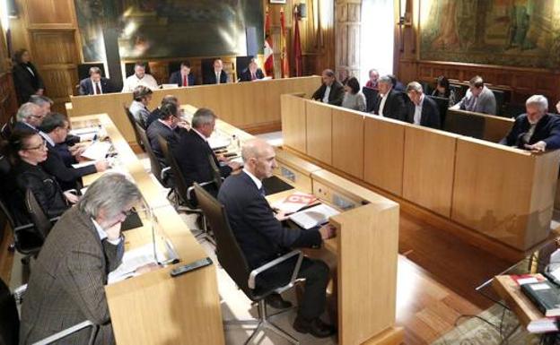 Imagen del pleno de la Diputación de León./
