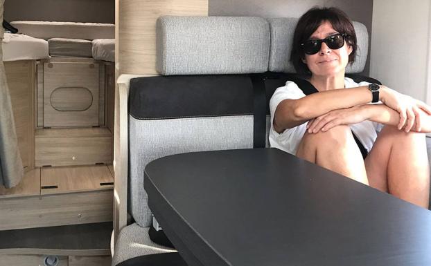 Bajo estas líneas, servidora en La Temblorosa, un amor loco de verano.