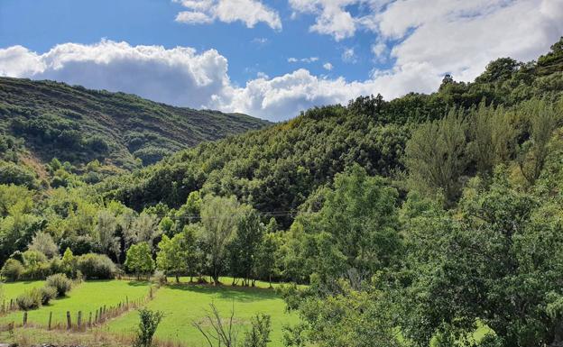 Enclavada en la Reserva de la Biosfera de los Argüellos, Vegacervera tiene un gran potencial turístico.