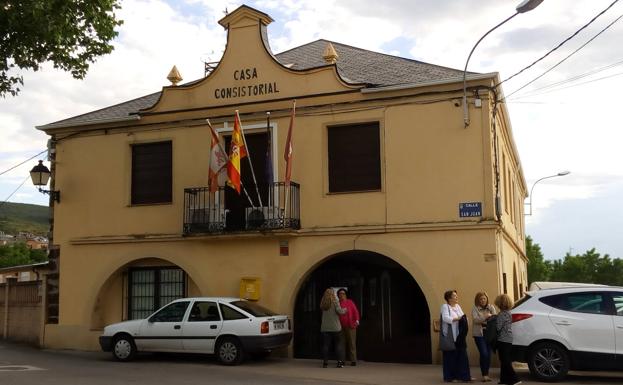 Ayuntamiento de Castropodame.