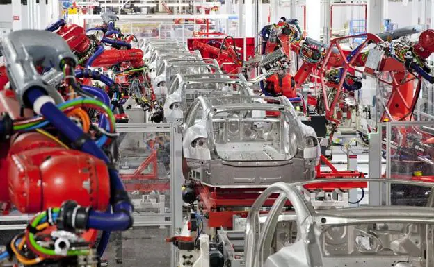 Imagen de una planta de fabricación de Tesla./