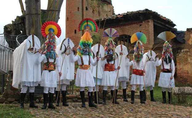 Guirrios y toros de Velilla de la Reina