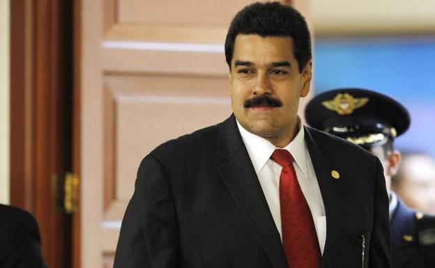Orgia sexo estupro Contrario de maduro