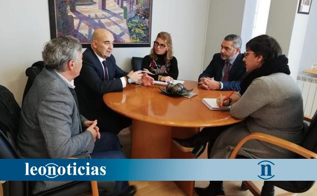San Andrés aborda con el Colegio de Farmacéuticos las iniciativas conjuntas que se impulsarán a lo largo del próximo año - leonoticias.com