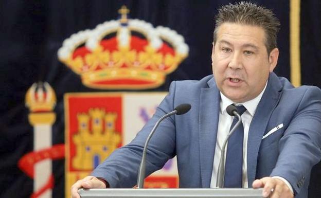 UPL califica de «caótica» la gestión de la Junta sobre el inicio del curso escolar