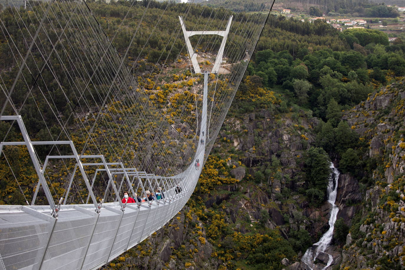 Fotos: Portugal el puente colgante largo mundo | leonoticias