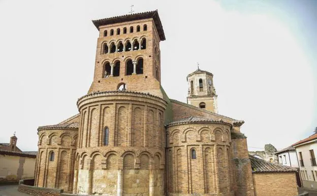 Iglesia de San Tirso de Sahagún./Campillo