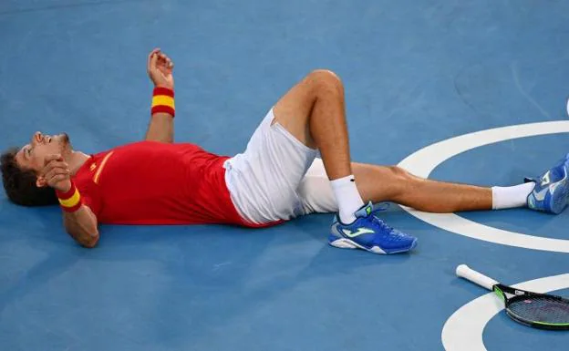 Carreño desquicia a Djokovic y conquista el bronce