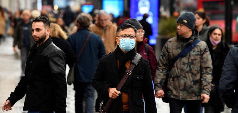 Spagna e Italia, gli unici paesi europei a tenere le mascherine all’aperto