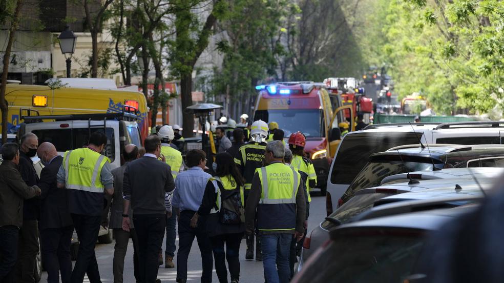 La explosión en un edificio del barrio de Salamanca, en imágenes