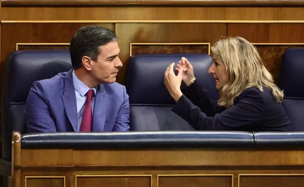 Pedro Sánchez y Yolanda Díaz, en el Congreso de los Diputados. /e. parra / E. p.