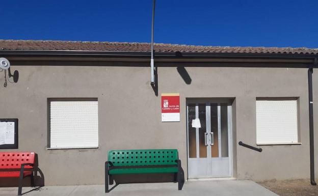 Satse sostiene que falta de personal suplente provoca que los consultorios rurales de León «cierren cuatro días al mes» por los descansos de las guardias/