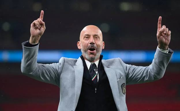 Gianluca Vialli celebrando el triunfo italiano en la pasada Eurocopa/AFP