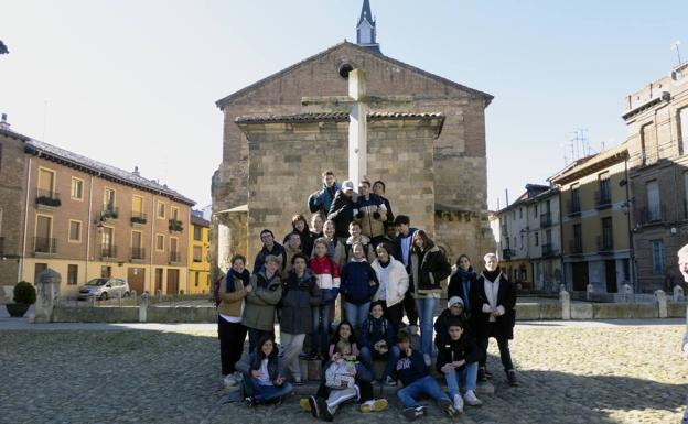 Los alumnos franceses en su intercambio en León.
