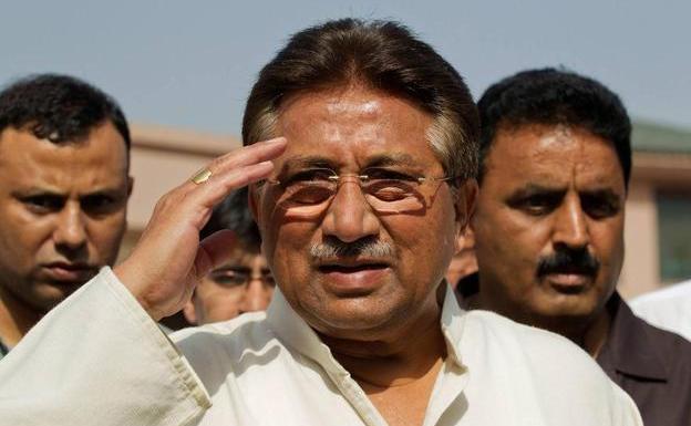 Musharraf fotografiado en Islamabad en 2013, en un acto político/Reuters